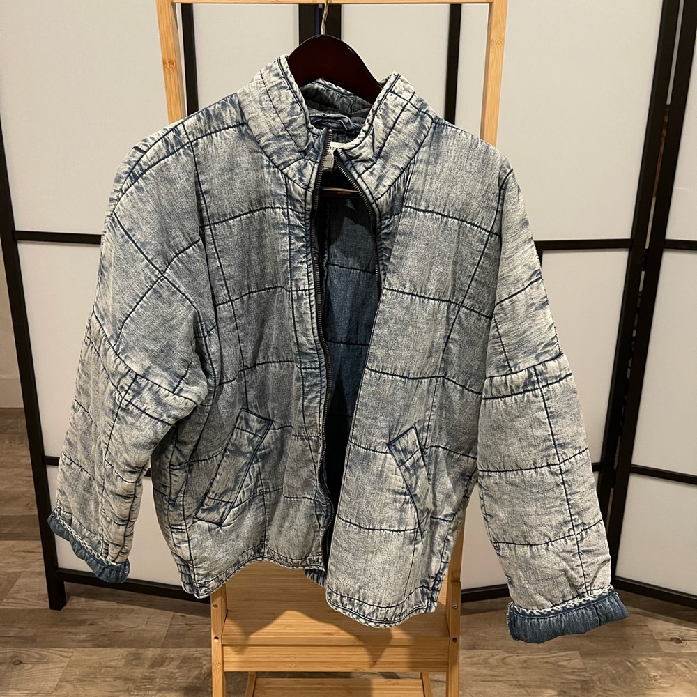 Forever 21 SOLD OUT Quilted Jacket, size S